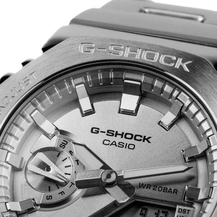 Zegarek Casio G-Shock GM-2110D-7AER